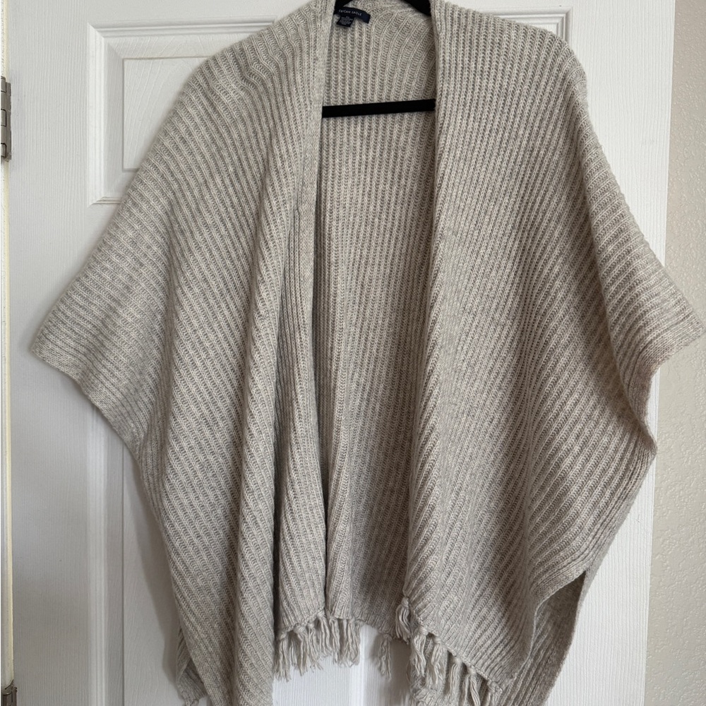American Eagle Beige Knit Sweater Cardigan